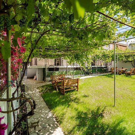 Kalpazo Kaja Vila Garden Golem  Buitenkant foto